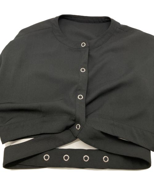 UN3D.（アンスリード）UN3D. (アンスリード) クロスベルトショートシャツ ブラック サイズ:Fの古着・服飾アイテム