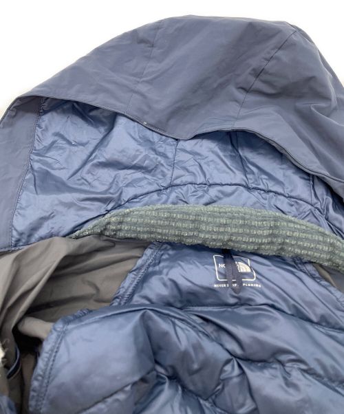 THE NORTH FACE（ザ ノース フェイス）THE NORTH FACE (ザ ノース フェイス) Hybrid Red Run Hoodie/NY81774/ダウンジャケット ネイビー サイズ:Ｍの古着・服飾アイテム