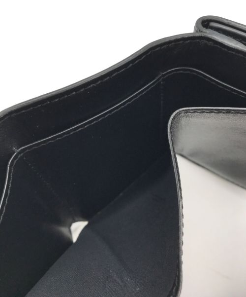 FENDI（フェンディ）FENDI (フェンディ) ROMA MICRO TRIFOLD WALLET/8M0395 AAYZ ブラックの古着・服飾アイテム