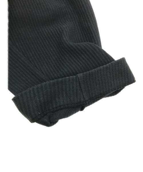 ISSEY MIYAKE MEN（イッセイミヤケメン）ISSEY MIYAKE MEN (イッセイミヤケメン) オールドストライププリーツ織りパンツ/XM08632DJ グレー サイズ:Lの古着・服飾アイテム