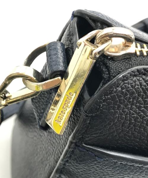 Kate Spade（ケイトスペード）Kate Spade (ケイトスペード) マルゴー ラージ ジップ トップ/PXRUA827 ネイビー×ブラックの古着・服飾アイテム