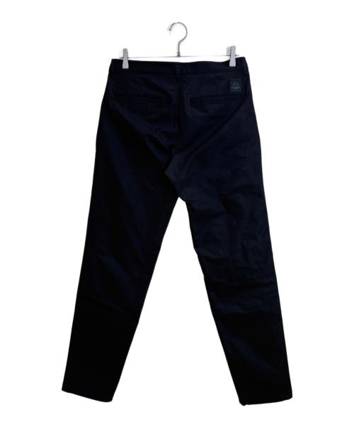 ARMANI EXCHANGE（アルマーニ エクスチェンジ）ARMANI EXCHANGE (アルマーニ エクスチェンジ) スリムチノパンツ/XM000048 AF10324 ブラック サイズ:30の古着・服飾アイテム