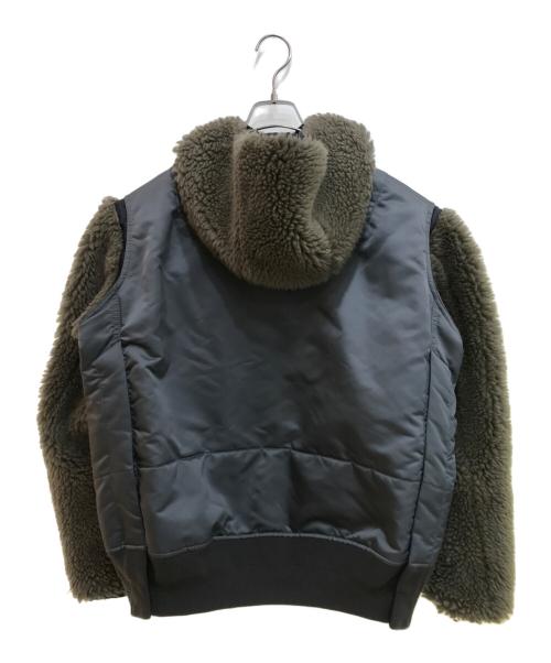 sacai（サカイ）sacai (サカイ) カラーブロック フーデッドジャケット/23-03220M グレーオリーブ サイズ:1の古着・服飾アイテム