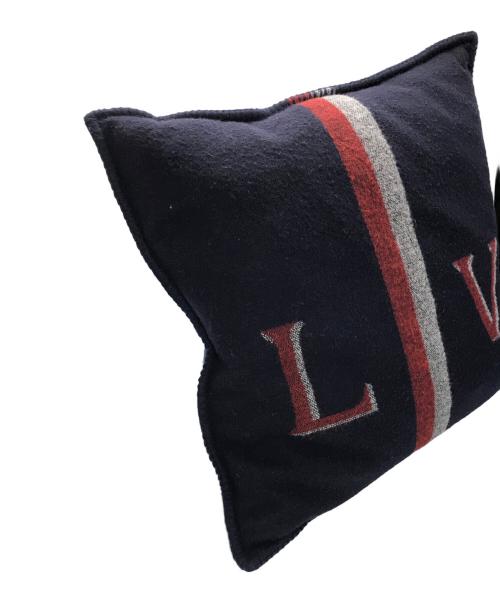 LOUIS VUITTON（ルイ ヴィトン）LOUIS VUITTON (ルイ ヴィトン) カシミヤ混クッション ネイビーの古着・服飾アイテム