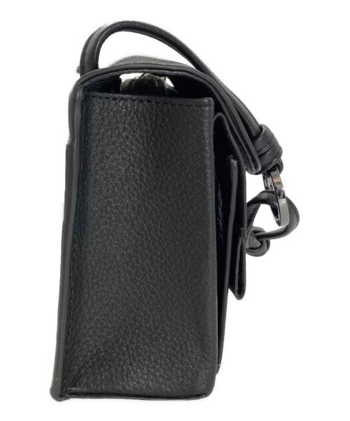 ear PAPILLONNER（イアパピヨネ）ear PAPILLONNER (イアパピヨネ) レザーフラップショルダーバッグ ブラックの古着・服飾アイテム