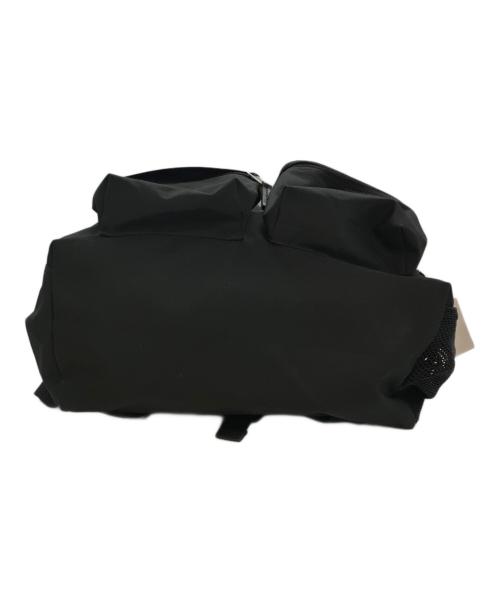 EASTPAK（イーストパック）EASTPAK (イーストパック) BEAMS (ビームス) 別注 Padded Pak'r XL 6Pocket ブラックの古着・服飾アイテム