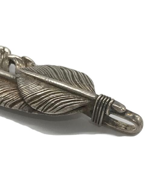 Tady & King（タディアンドキング）Tady & King (タディアンドキング) ハートフェザーペンダントトップ シルバーの古着・服飾アイテム