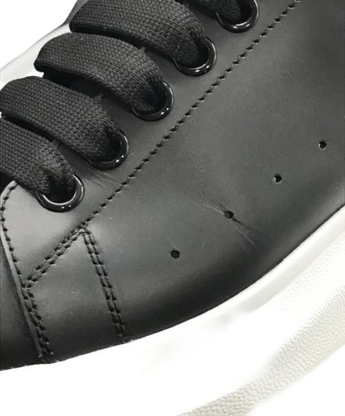 ALEXANDER McQUEEN（アレキサンダーマックイーン）ALEXANDER McQUEEN (アレキサンダーマックイーン) スタッズ装飾オーバーサイズスニーカー ブラック サイズ:40の古着・服飾アイテム