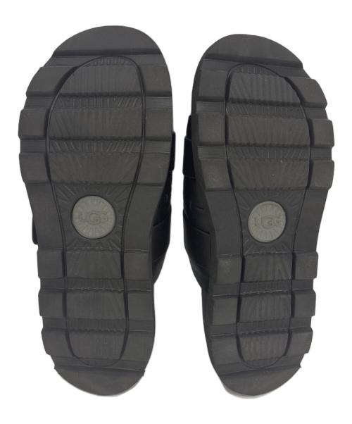 UGG（アグ）UGG (アグ) Capitola Buckle Slide ブラック サイズ:26の古着・服飾アイテム