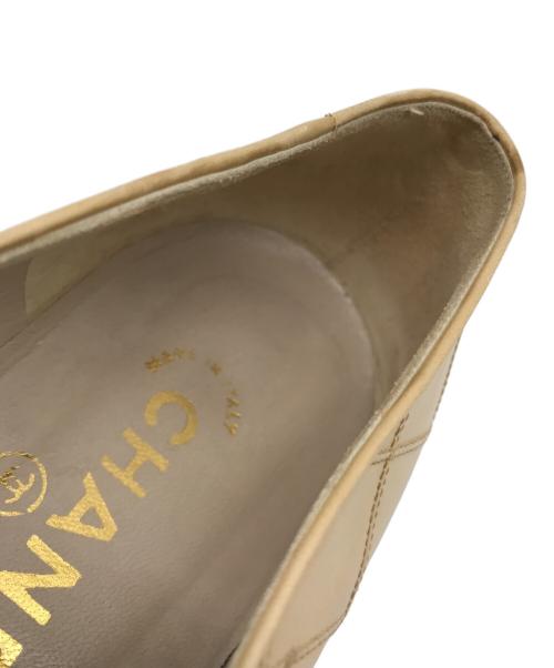 CHANEL（シャネル）CHANEL (シャネル) ビコローレキルティングパンプス ベージュ サイズ:37 1/2の古着・服飾アイテム