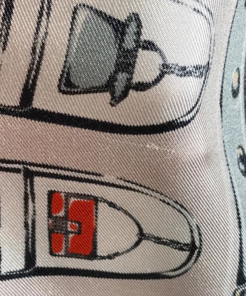 FENDI（フェンディ）FENDI (フェンディ) シルクスカーフ/FXT091 AQD6 ブラウン×ブルーの古着・服飾アイテム