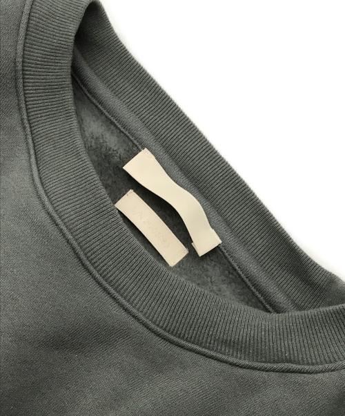 YOKE（ヨーク）YOKE (ヨーク) OVERSIZED PIPING SWEAT SHIRT/YK21AW0279CS カーキ サイズ:2の古着・服飾アイテム