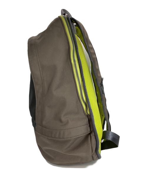 DIESEL（ディーゼル）DIESEL (ディーゼル) コーデュラファブリック バックパック/X09354P5196 カーキ×グリーンの古着・服飾アイテム