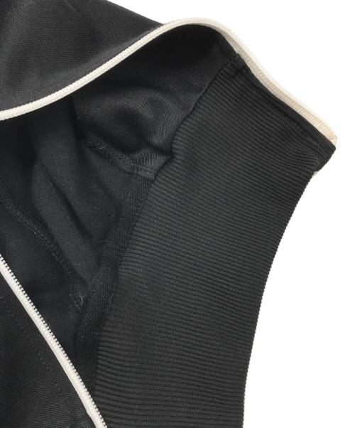 FRED PERRY（フレッドペリー）FRED PERRY (フレッドペリー) Taped Track Jacket/J4620 ブラック サイズ:Mの古着・服飾アイテム