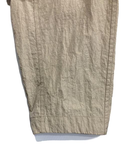 BEAUTY&YOUTH（ビューティーアンドユース）BEAUTY&YOUTH (ビューティーアンドユース) ナイロンシャインタフタフードブルゾンコート/1625-104-4509 ベージュ サイズ:Mの古着・服飾アイテム