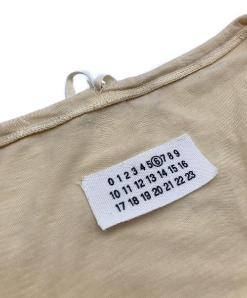 MM6 Maison Margiela（エムエムシックスメゾンマルジェラ）MM6 Maison Margiela (エムエムシックスメゾンマルジェラ) デザインカットソー ベージュ サイズ:下記参照の古着・服飾アイテム