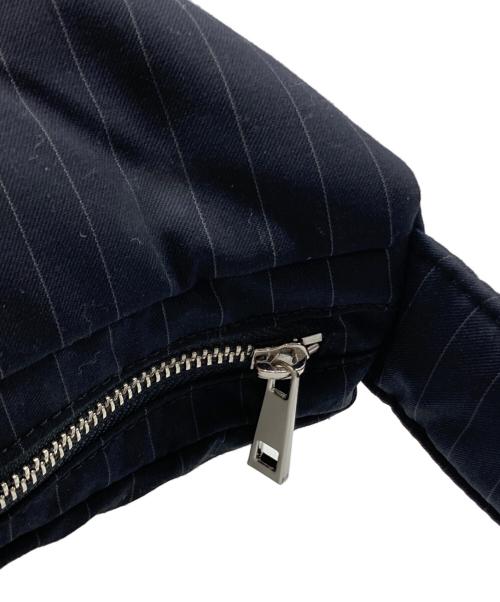 RIM.ARK（リムアーク）RIM.ARK (リムアーク) Stripe padding shoulder bag ネイビーの古着・服飾アイテム