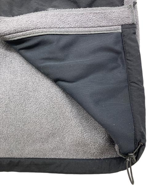 THE NORTH FACE（ザ ノース フェイス）THE NORTH FACE (ザ ノース フェイス) Denali Hoodie グレー×ブラック サイズ:Sの古着・服飾アイテム