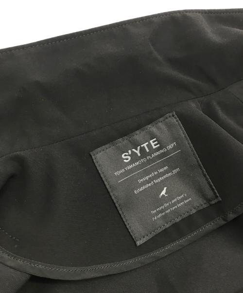 s'yte（サイト）s'yte (サイト) POLYESTER GABARDINE SHORT SLEEVE MILITARY ALL-IN-ONE/UY-D03-901 ブラック サイズ:4の古着・服飾アイテム