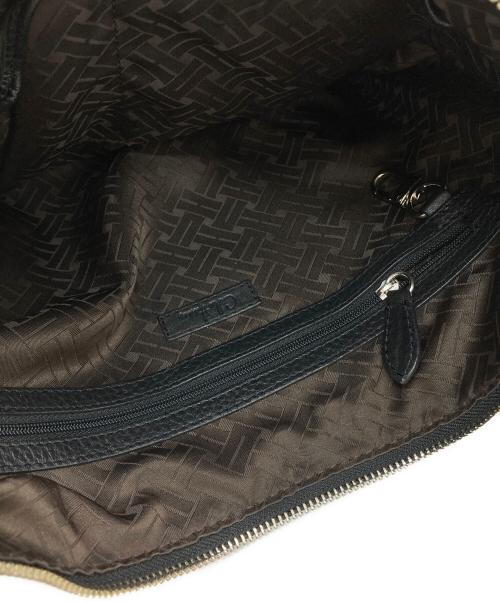 COLE HAAN（コールハーン）COLE HAAN (コールハーン) レザーショルダーバッグ ブラックの古着・服飾アイテム