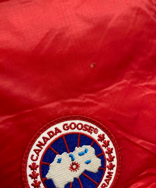 CANADA GOOSE（カナダグース）CANADA GOOSE (カナダグース) Lodge Vest レッド サイズ:Mの古着・服飾アイテム