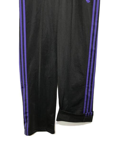 adidas（アディダス）adidas (アディダス) ベッケンバウアー トラックパンツ/IZ4927 ブラック×パープル サイズ:Mの古着・服飾アイテム