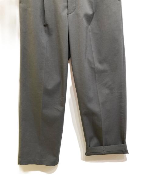 GOLDWIN（ゴールドウイン）GOLDWIN (ゴールドウイン) ワンタックストレートパンツ/One Tuck Straight Pants グレー サイズ:2の古着・服飾アイテム