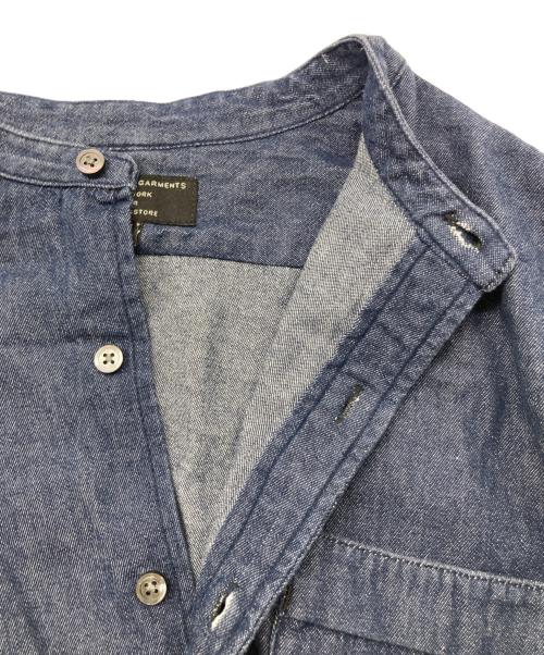 Engineered Garments（エンジニアドガーメンツ）Engineered Garments (エンジニアードガーメンツ) FREAK'S STORE (フリークストア) バンドカラーデニムシャツ インディゴ サイズ:Mの古着・服飾アイテム