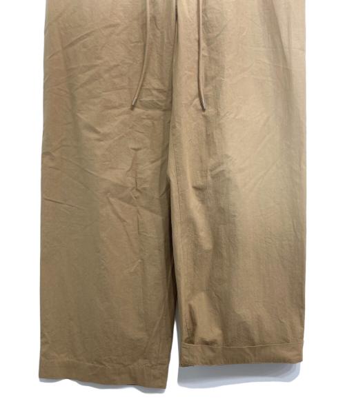 MACPHEE（マカフィー）MACPHEE (マカフィー) コットンタイプライター イージーストレートパンツ ベージュ サイズ:34の古着・服飾アイテム