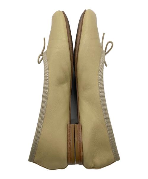 repetto（レペット）repetto (レペット) BEAUTY&YOUTH (ビューティーアンドユース) Cendrillon Ballerinas / Lambskin/V1020ABY ベージュ サイズ:37の古着・服飾アイテム
