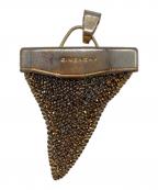 GIVENCHYジバンシィ）の古着「シャークネックレストップ」｜ゴールド