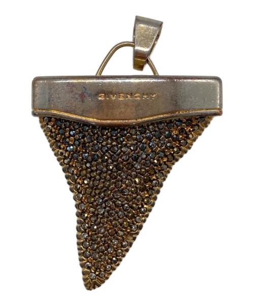 GIVENCHY（ジバンシィ）GIVENCHY (ジバンシィ) シャークネックレストップ ゴールドの古着・服飾アイテム