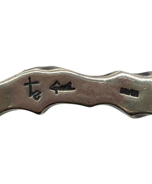 GARNI（ガルニ）GARNI (ガルニ) デザインバングル シルバーの古着・服飾アイテム