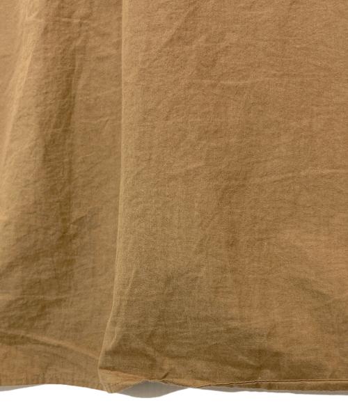 HUIS（ハウス）HUIS (ハウス) オーガニックコットンバンドカラーロングシャツ ブラウン サイズ:Fの古着・服飾アイテム