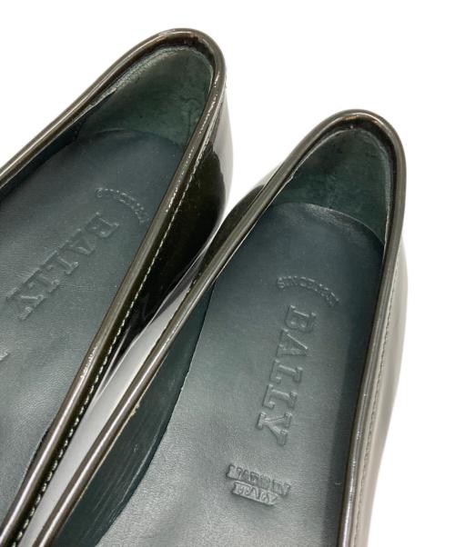 BALLY（バリー）BALLY (バリー) パテントローファー オリーブ サイズ:35の古着・服飾アイテム