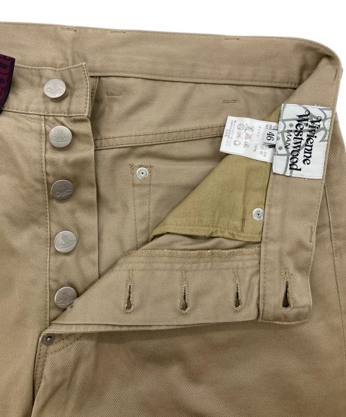 Vivienne Westwood man（ヴィヴィアン ウェストウッド マン）Vivienne Westwood man (ヴィヴィアン ウェストウッド マン) オーブ刺繍ボタンフライパンツ ベージュ サイズ:46の古着・服飾アイテム