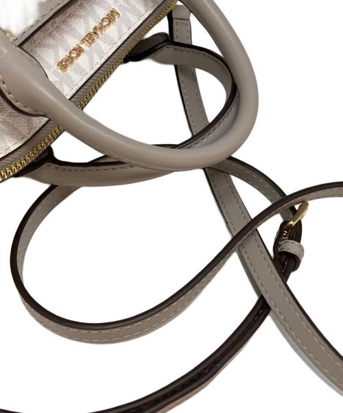 MICHAEL KORS（マイケル・コース）MICHAEL KORS (マイケルコース) ショルダーバッグ グレーの古着・服飾アイテム