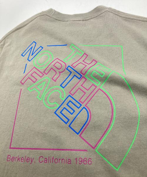 THE NORTH FACE（ザ ノース フェイス）THE NORTH FACE (ザ ノース フェイス) S S Ozone Dyed Neon Logo Tee カーキ サイズ:XSの古着・服飾アイテム