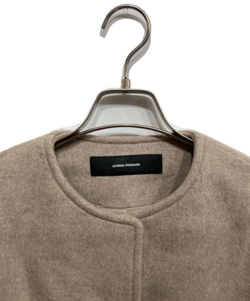 JOURNAL STANDARD（ジャーナルスタンダード）JOURNAL STANDARD (ジャーナルスタンダード) スーパー140ビーバーノーカラーショートコート ベージュ サイズ:38の古着・服飾アイテム