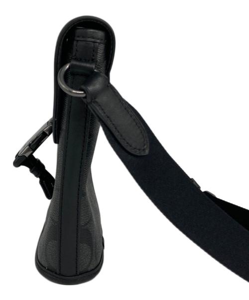 COACH（コーチ）COACH (コーチ) Track Small Flap Crossbody/C3134 ブラックの古着・服飾アイテム