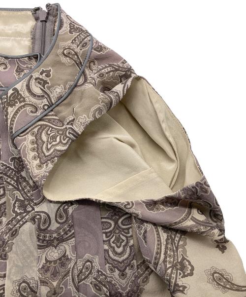 BURBERRY LONDON（バーバリーロンドン）BURBERRY LONDON (バーバリーロンドン) シルクノースリーブワンピース グレー サイズ:38の古着・服飾アイテム