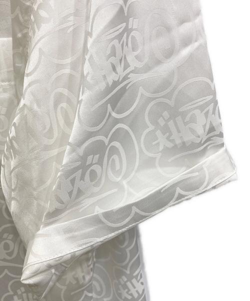 X-LARGE（エクストララージ）X-LARGE (エクストララージ) HAZE TAG JACQUARD S/S SHIRT ホワイト サイズ:XLの古着・服飾アイテム