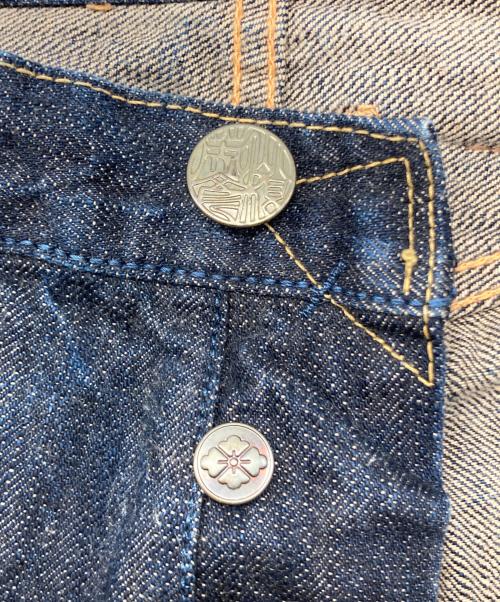 YAMANE（ヤマネ）YAMANE (ヤマネ) 1926刺繍デニムパンツ インディゴ サイズ:30の古着・服飾アイテム