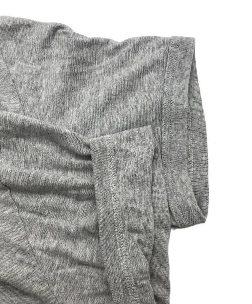 DOLCE & GABBANA（ドルチェ＆ガッバーナ）DOLCE & GABBANA (ドルチェ＆ガッバーナ) Vネックカットソー グレー サイズ:46の古着・服飾アイテム