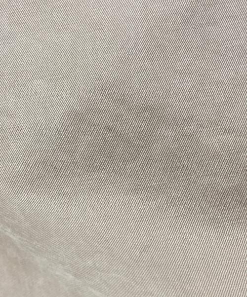 COMOLI（コモリ）COMOLI (コモリ) ベルテッド チノパンツ ベージュ サイズ:1の古着・服飾アイテム