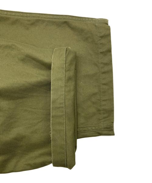 CIOTA（シオタ）CIOTA (シオタ) スビンコットンバックサテンベイカーパンツ オリーブ サイズ:5の古着・服飾アイテム