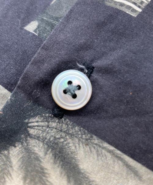 Paul Smith COLLECTION（ポールスミス コレクション）Paul Smith COLLECTION (ポールスミス コレクション) フォトスクラップブック プリントシャツ ブラック×ベージュ サイズ:Ⅿの古着・服飾アイテム