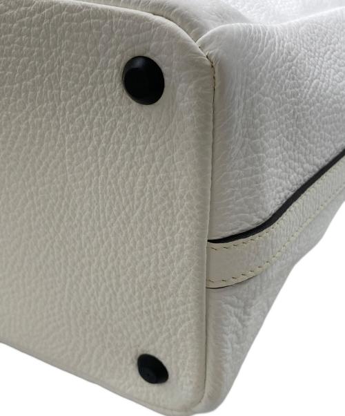 FUJI TAKA（フジ タカ）FUJI TAKA (フジ タカ) Alta Leather Tote Bag With Flap ホワイトの古着・服飾アイテム