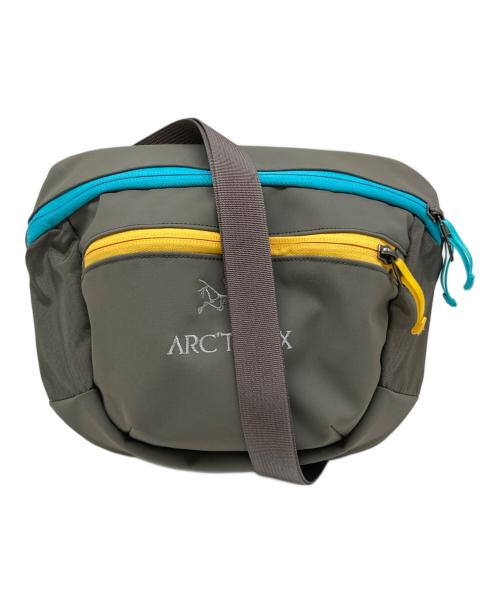 ARC'TERYX（アークテリクス）ARC'TERYX (アークテリクス) BEAMS (ビームス) ARRO WAISTPACK グレーの古着・服飾アイテム