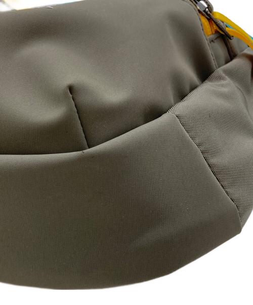 ARC'TERYX（アークテリクス）ARC'TERYX (アークテリクス) BEAMS (ビームス) ARRO WAISTPACK グレーの古着・服飾アイテム